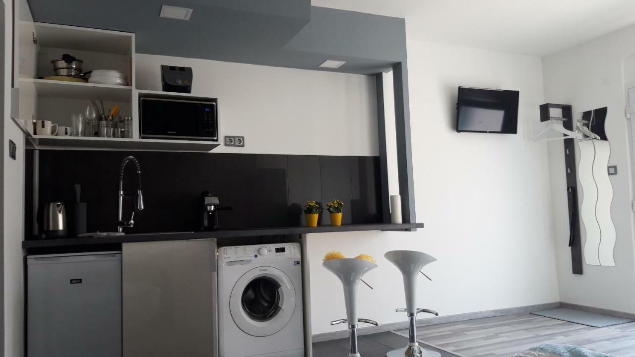 Belvarosi Apartman Szigetvár Exterior foto